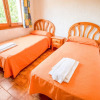 Отель Holiday Homes Just 3Km From The Beach Miami Playa, фото 20