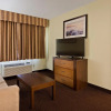 Отель White Pines Inn & Suites, фото 6