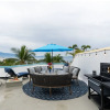 Отель Ocean Front Penthouse Pool Sleeps 8 People, фото 18