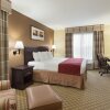 Отель Country Inn and Suites By Carlson, Asheville at Biltmore Square, NC, фото 4