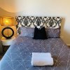 Отель Immaculate & Central Apartment in Houghton, фото 14