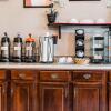 Отель Econo Lodge & Suites, фото 13