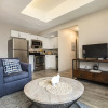 Отель Cozysuites - Stylish Apartment in Downtown Louisville, фото 7