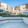 Отель Lovely & Luxurious Townhouse In Zetland, фото 12