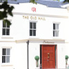 Отель The Old Hall Hotel, фото 1