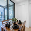 Отель Stunning Bright Apartment At Hawthron/Glenferrie Station, фото 1