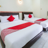 Отель OYO 491 D Anjung Inn, фото 8