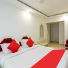 Отель OYO Flagship 140 Amaltas AB Road, фото 6