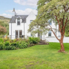 Отель Captivating 4-bed House in Killin, фото 1