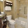 Отель Hampton Inn Traverse City, фото 10