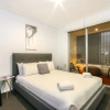 Отель Large 3 Bedroom Apartment with River Views near the Stadium, фото 2