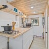 Отель Tiny House! Quiet, Pine Trees, Private, Close to Grand Canyon, Sedona, Oak Creek Just off I17 by Red в Маунтинэр