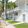 Отель Miami Club в Майами-Бич