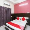 Отель OYO 28174 Hotel Sai Krupa, фото 1
