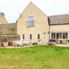 Отель The Bourton-on-the-water Place - Lovely 5bdr House With Parking + Garden, фото 17