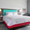 Отель Hampton Inn by Hilton Bedford, фото 6