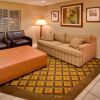 Отель Candlewood Suites Rockford, an IHG Hotel, фото 5