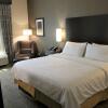 Отель Holiday Inn Express Fredericksburg Southpoint, an IHG Hotel, фото 3