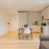 Отель Bright Spacious 2 Bed Flat In Battersea Sleeps 6, фото 10