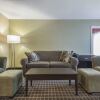 Отель Quality Inn & Suites Downtown, фото 45