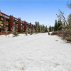 Отель Pines 101 Ski in out 4 BR Town House, фото 1