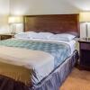 Отель Quality Inn & Suites, фото 35