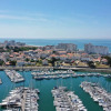 Отель Un appartement sur la marina de St-Gilles, фото 11