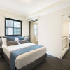 Отель YEHS Hotel Sydney Harbour Suites, фото 7