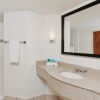 Отель Holiday Inn Express Hotel & Suites Montgomery E - Eastchase, an IHG Hotel, фото 9
