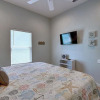Отель Woodhaven Beach Club 2 Bedroom Bungalow by Redawning, фото 4