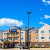 Отель Comfort Inn & Suites Coralville - Iowa City near Iowa River Landing, фото 1