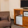 Отель Country Inn & Suites By Radisson, Battle Creek, MI, фото 7