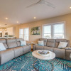 Отель Lakefront Carolina Beach Townhome w/ 3 Balconies!, фото 4