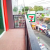 Отель Affordable Cozy Transient Room Near NAIA Terminal 3, фото 1