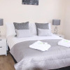 Отель The Manchester St Petersgate - Sleeps up to 6 Close to Train Station Very Central, фото 6
