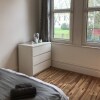 Отель Lovely 6-bed Apartment in London, фото 3