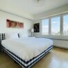 Отель 1 bedroom in the Heart of City Center, фото 2