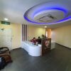 Отель SPOT ON 89801 Sweet Home Hotel Sabak Bernam, фото 3