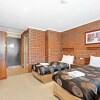 Отель Golden Country Motel & Caravan Park, фото 2
