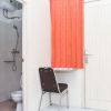 Отель RedDoorz Syariah near Exit Tol Waru, фото 12