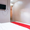 Отель RedDoorz @ Jalan Cendrawasih Timika, фото 27