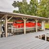 Отель Eatonton Getaway on Lake Sinclair w/ Dock!, фото 1