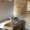 Отель Charming and Modern 3 bed Cottage in Wansford, фото 7
