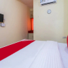 Отель OYO 24109 Hotel Santushti, фото 16