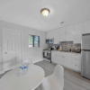 Отель Lakeworth 2 Bedroom Home Free Parking, фото 9