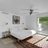 Отель Wexler Steel House 4 - Pool Spa and Grand Piano, фото 3