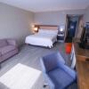 Отель Hampton Inn & Suites Forest City, фото 7