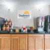 Отель Days Inn by Wyndham Pittsburgh-Harmarville, фото 11