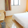 Отель 7Days Inn Wuhan Aomen Road Branch, фото 3