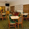 Отель Country Inn & Suites by Radisson, Salina, KS, фото 14